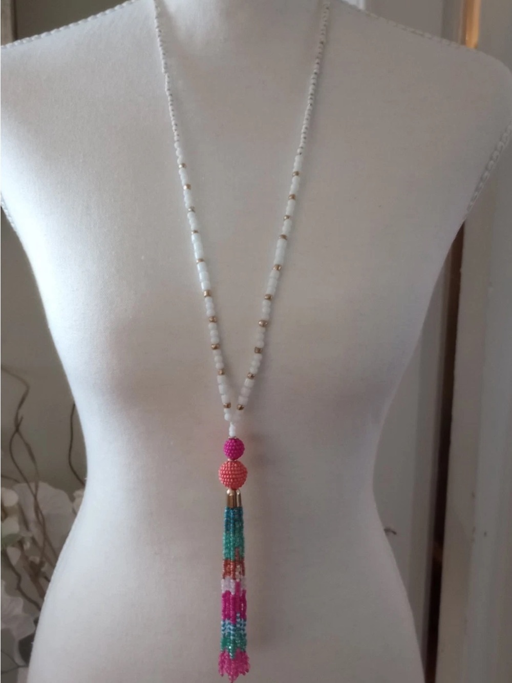 Lilly Pulitzer beaded long tassel necklace White Turquoise& Pink NWOT
